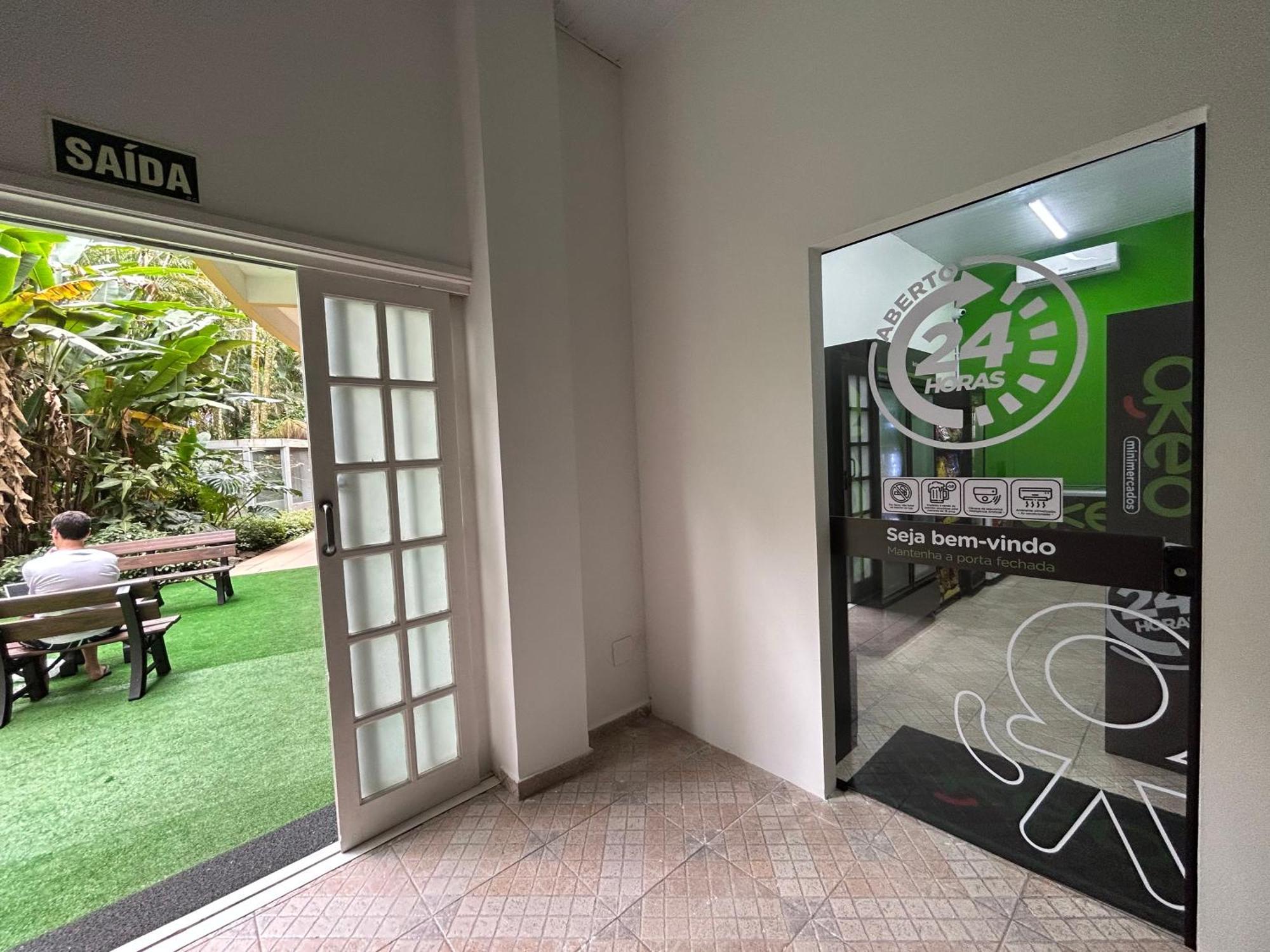 Fabuloso Flat 225, 2 Piscinas Climatizadas, Sky Com 170 Canais,Tv Com Xbox, Internet Particular 500M Bertioga, Riviera De Sao Lourenco Flat Duplex Inteiro, Adega, Cozinha Equipada Completa Servico De Hotelaria, Servico De Praia Nos Finais De Semana Εξωτερικό φωτογραφία